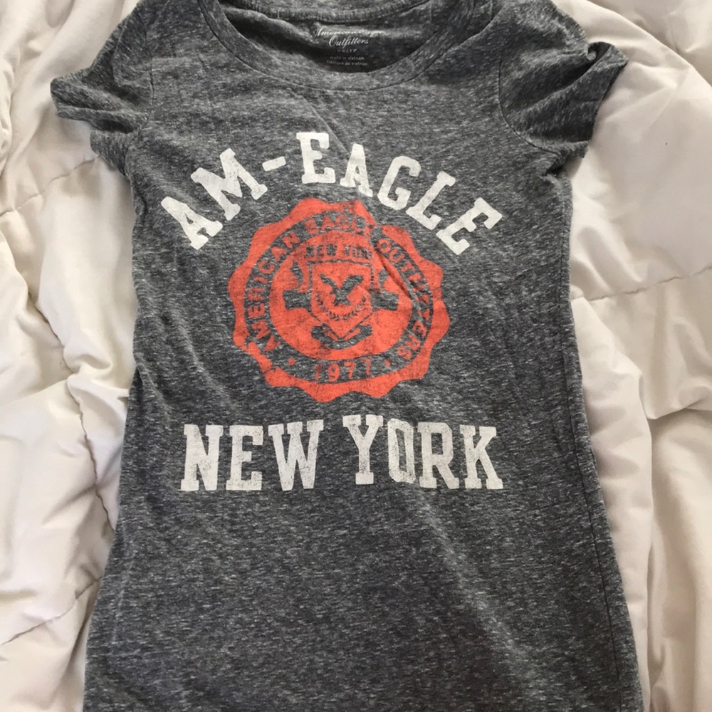 American eagle T-shirt